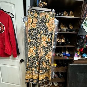Spell & the Gypsy Mystic Flares Bells EUC